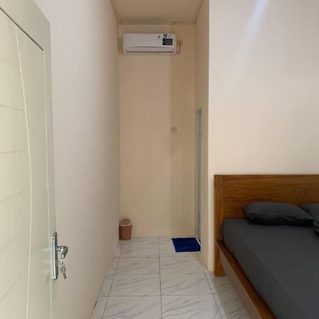 Dikky Guest House Near Bangsal And Sira Pemenang Luaran gambar