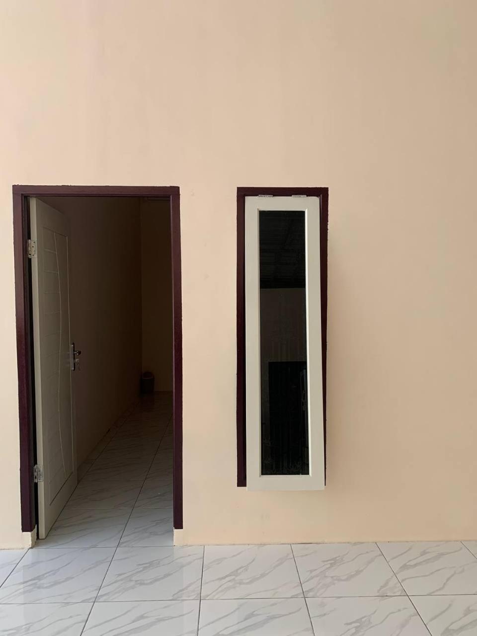 Dikky Guest House Near Bangsal And Sira Pemenang Luaran gambar